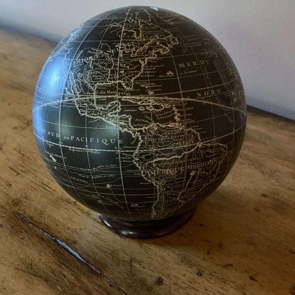 ME Makeover Essentials Black and Cream Globe Sculpture